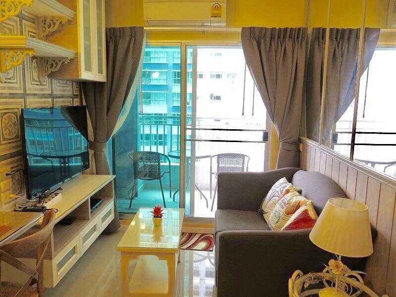 Lumpini Parkbeach Pattaya Pool View Джомтиен Бийч Екстериор снимка
